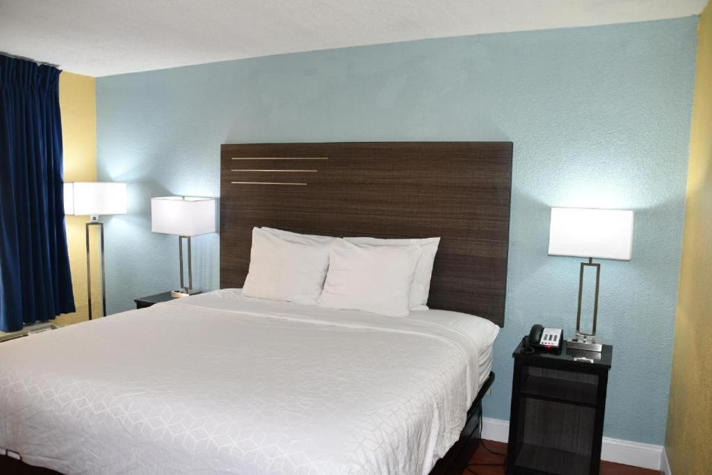 Baymont By Wyndham Macon I-75 Motell Exteriör bild