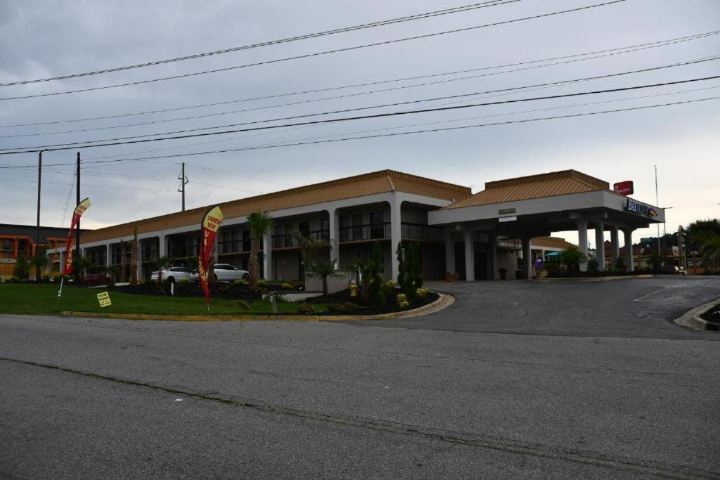 Baymont By Wyndham Macon I-75 Motell Exteriör bild