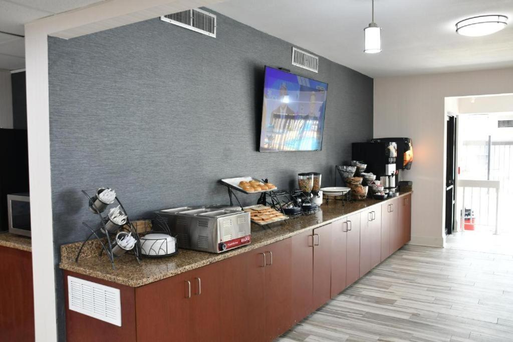 Baymont By Wyndham Macon I-75 Motell Exteriör bild